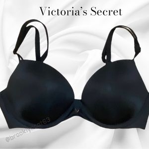 NEW VICTORIAS SECRET PUSH UP BRA 32C
